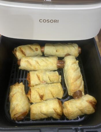 hotdogi z ciasta francuskiego z airfryer