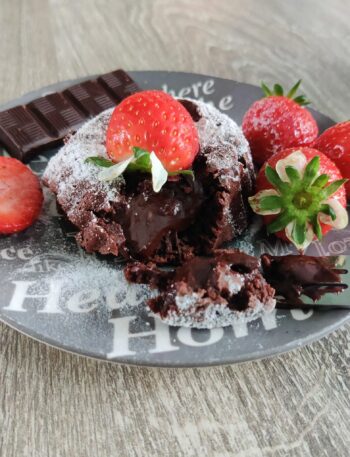 Fondant czekoladowy z airfryera – szybkie lava cake